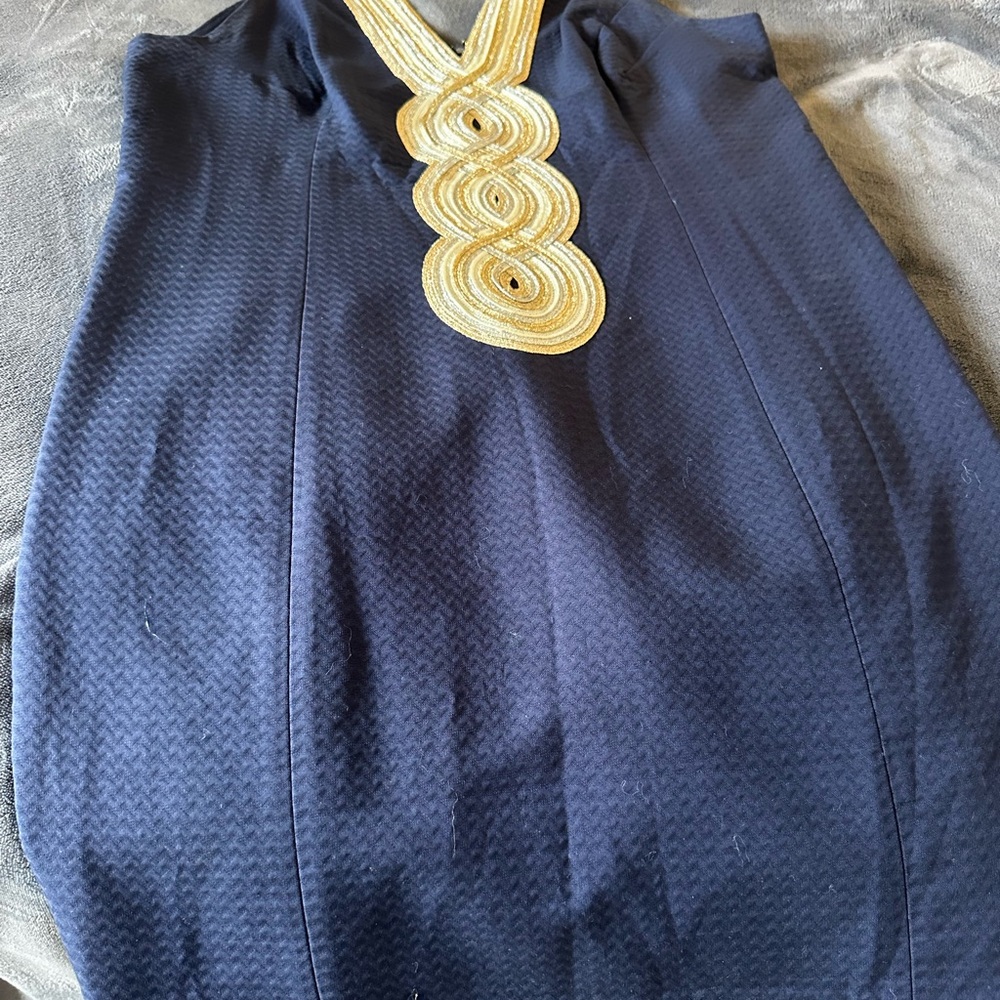 Lilly Pulitzer Pink and Gold Tag on Navy Fabric
